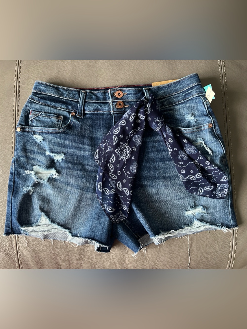 NWT! Maurice’s Edgely 3.5” shortie high rise